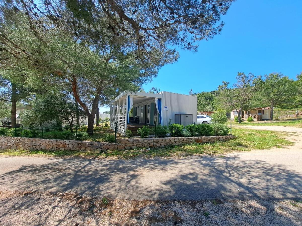 LunaSky Mobile Home Murter Jezera Exterior foto