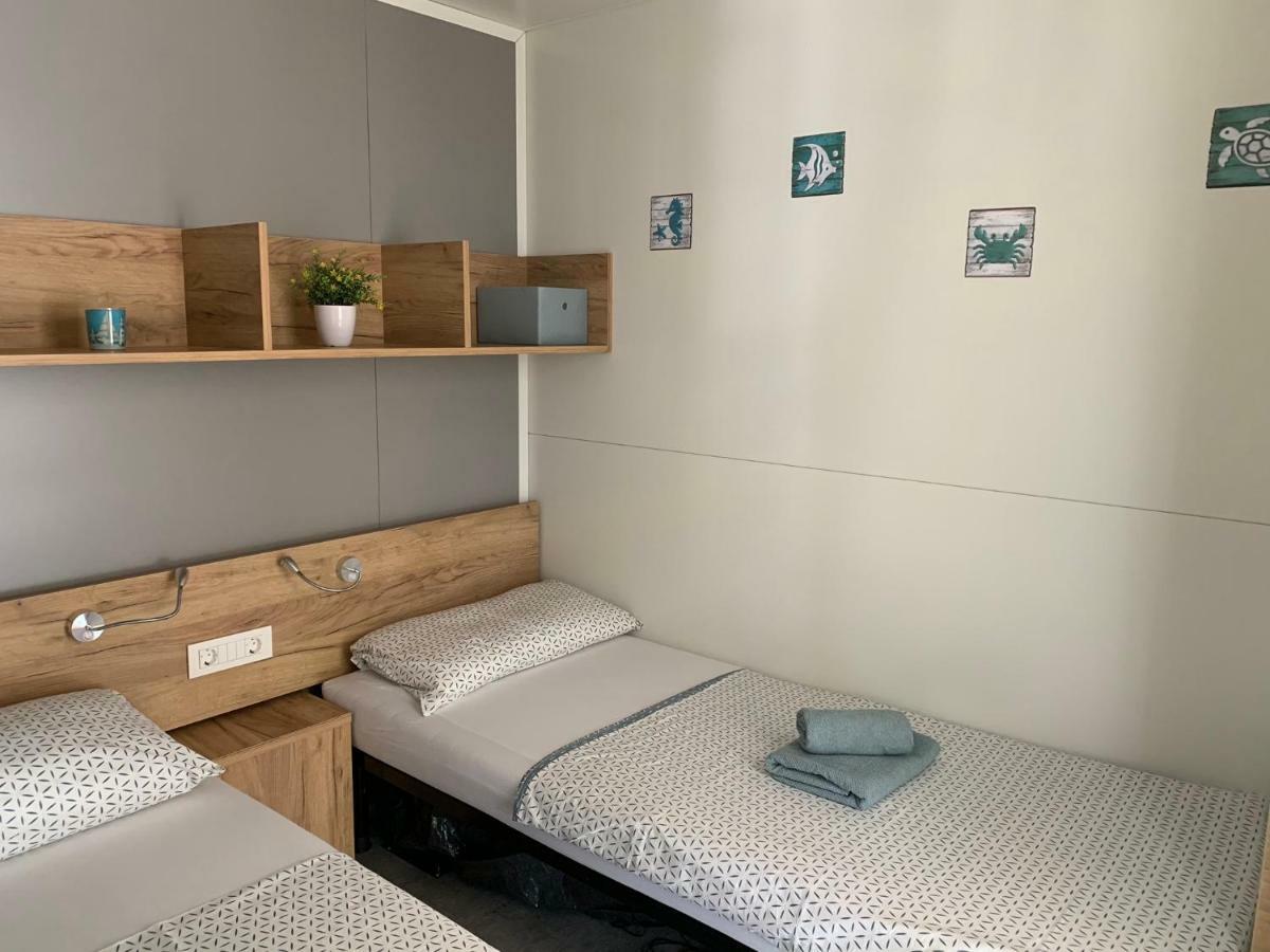 LunaSky Mobile Home Murter Jezera Exterior foto
